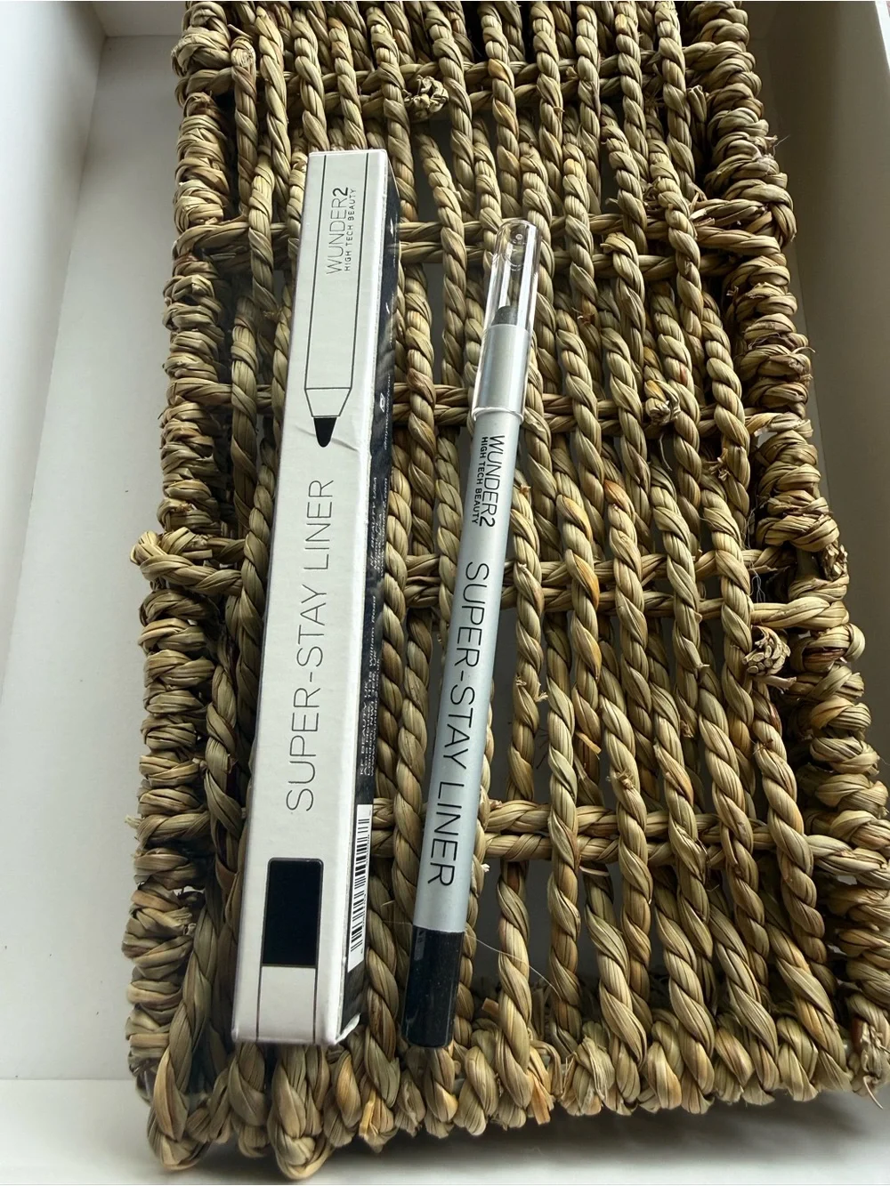 Wunder2 Super-Stay Liner Glitter Black Waterproof Eyeliner New